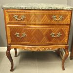 764 1363 CHEST OF DRAWERS